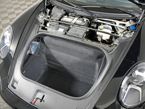 Certified 2024 Porsche 911 Carrera 4 AWD/4WD image 41