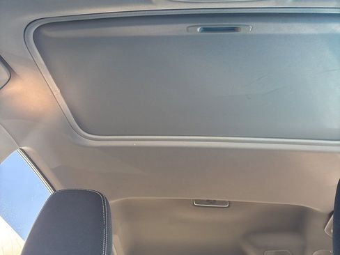 Used 2018 Toyota RAV4 XLE image 21