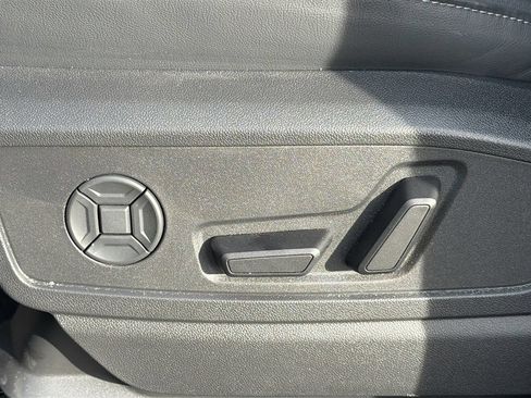 Used 2025 Audi Q5 Premium Plus AWD/4WD image 24
