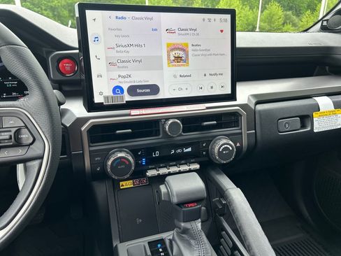 New 2026 Toyota 4Runner TRD Off-Road Premium AWD/4WD image 11