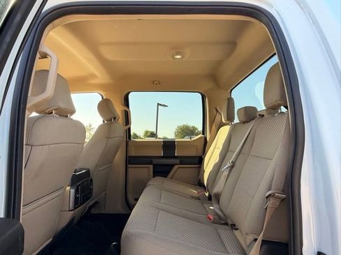 Used 2018 Ford F250 XLT w/ XLT Value Package AWD/4WD image 14