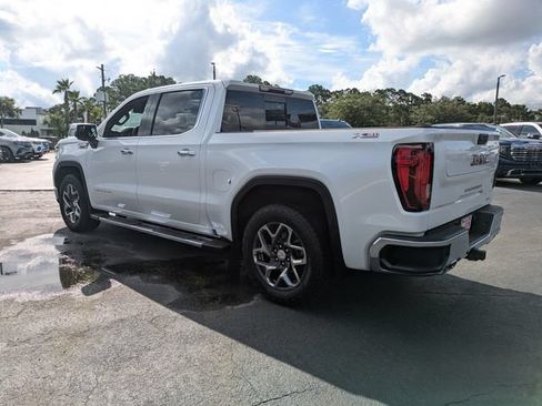 Used 2023 GMC Sierra 1500 SLT w/ SLT Premium Package AWD/4WD image 9
