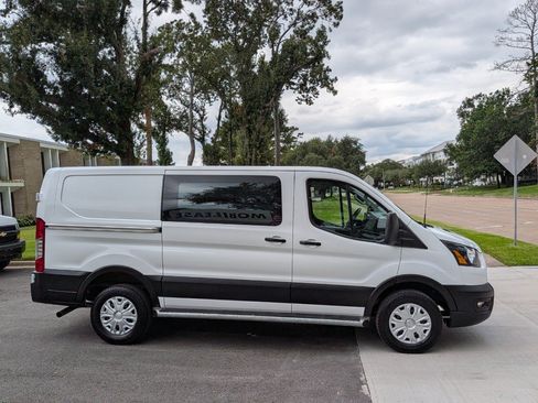 Used 2025 Ford Transit 250 Low Roof w/ Exterior Upgrade Package RWD image 4