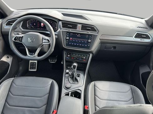 Used 2024 Volkswagen Tiguan SEL R-Line AWD/4WD image 9