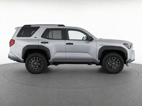 New 2026 Toyota 4Runner SR5 AWD/4WD image 8