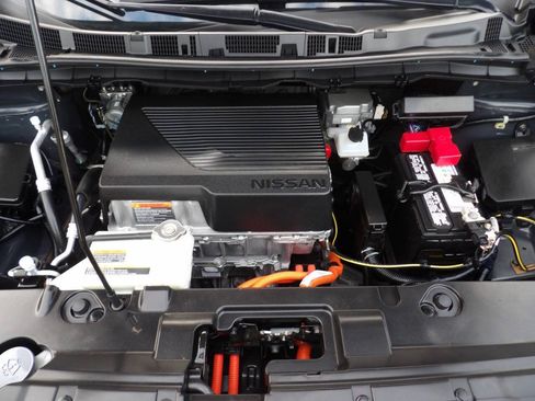 Used 2019 Nissan Leaf S w/ S Charge Package FWD image 14