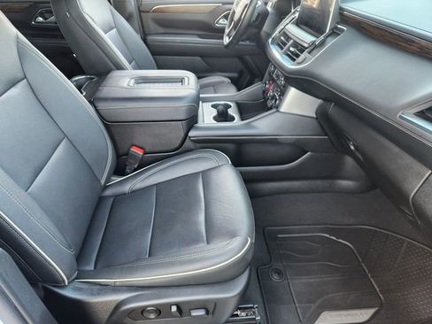 Used 2022 Chevrolet Tahoe Premier AWD/4WD image 11