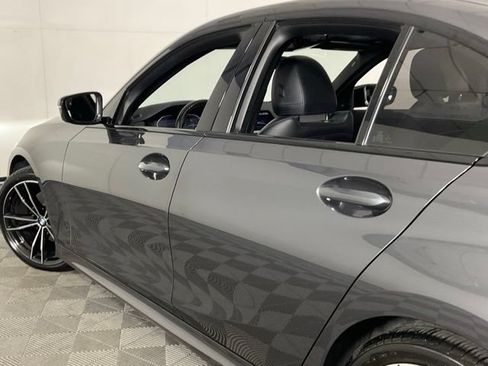 Used 2021 BMW 330i xDrive Sedan w/ M Sport Package AWD/4WD image 31
