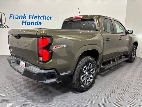 Used 2023 Chevrolet Colorado Z71 AWD/4WD image 5