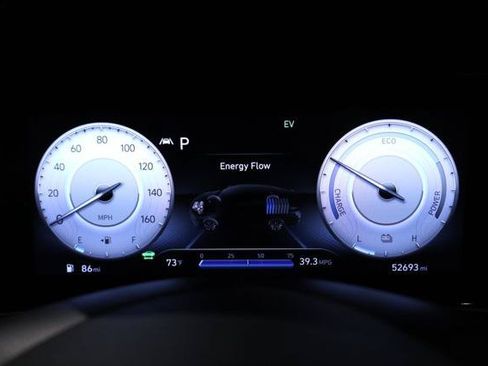 Used 2022 Hyundai Elantra Limited FWD image 16