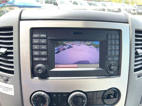 Used 2016 Mercedes-Benz Sprinter 3500 image 18