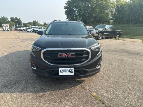 Used 2019 GMC Terrain SLE w/ Driver Convenience Package AWD/4WD image 2