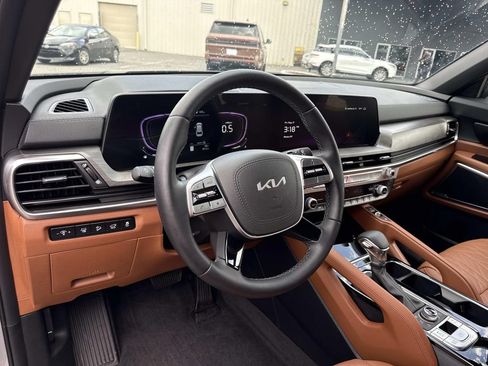 Used 2025 Kia Telluride EX X-Line AWD/4WD image 32