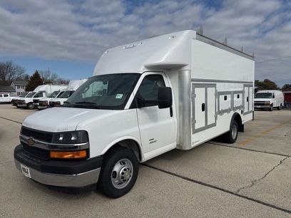 New 2025 Chevrolet Express 4500 w/ Power Convenience Package