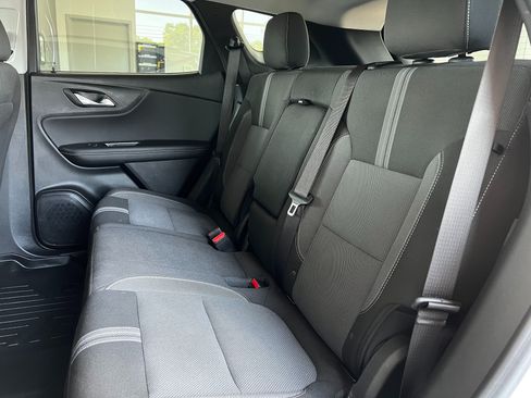 Used 2024 Chevrolet Blazer LT w/ Convenience Package FWD image 23