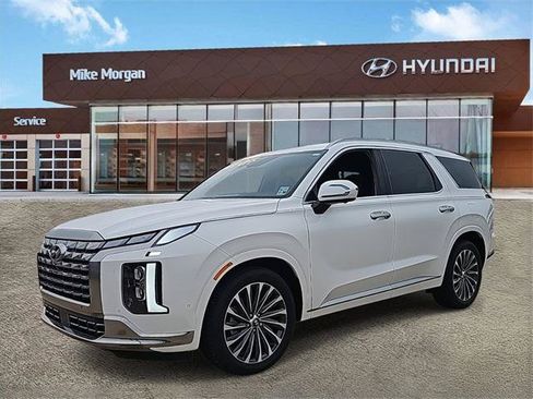 Certified 2024 Hyundai Palisade Calligraphy AWD/4WD image 1