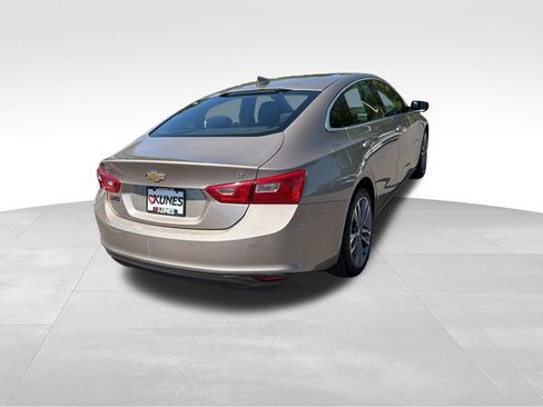 Used 2023 Chevrolet Malibu LT w/ Driver Confidence Package FWD image 10