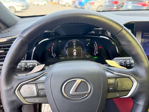 Used 2022 Lexus NX 350h AWD image 15