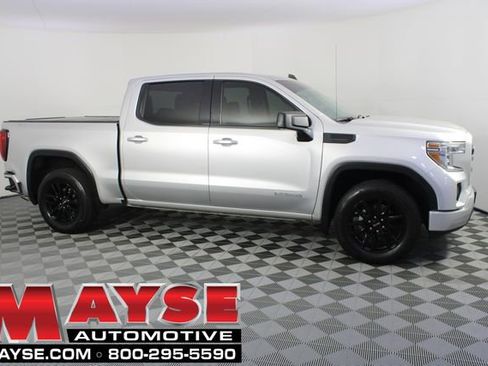 Used 2022 GMC Sierra 1500 Elevation image 1