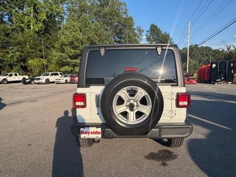 Used 2020 Jeep Wrangler Unlimited Sport S AWD/4WD image 18