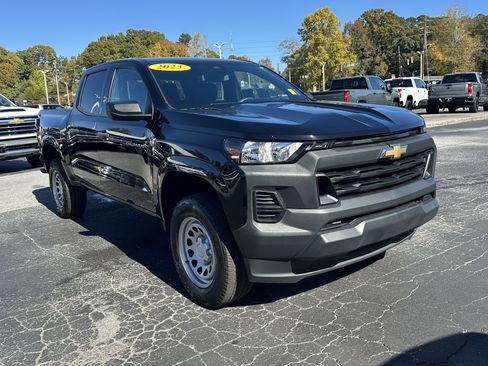Certified 2023 Chevrolet Colorado W/T w/ WT Convenience Package image 2