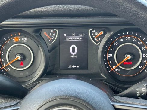 Used 2024 Jeep Wrangler Sport AWD/4WD image 16