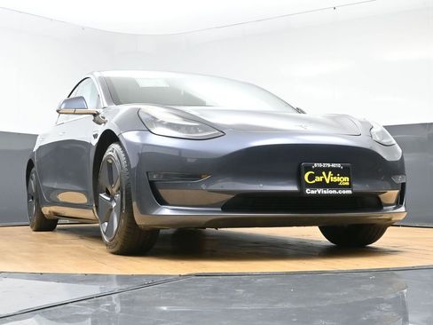 Used 2019 Tesla Model 3 Standard Range image 49