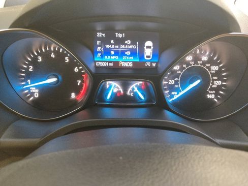 Used 2018 Ford Escape SE FWD image 23