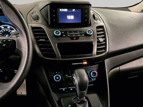 Used 2019 Ford Transit Connect XL image 6