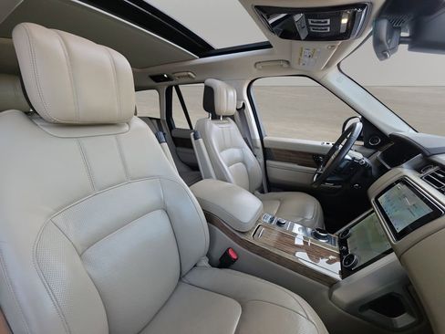 Used 2019 Land Rover Range Rover HSE image 30