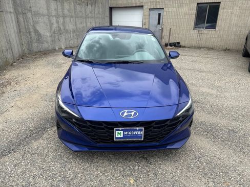 Certified 2022 Hyundai Elantra SEL FWD image 10