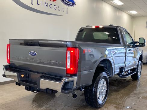 New 2025 Ford F350 XLT w/ FX4 Off-Road Package AWD/4WD image 7