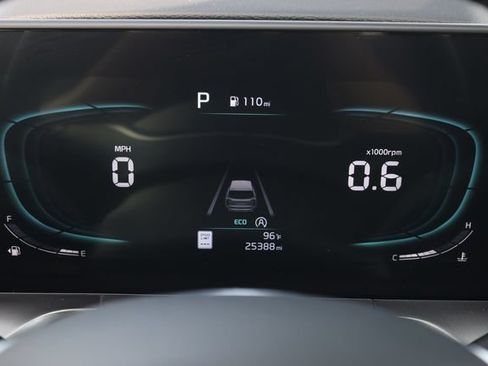 Used 2025 Kia Telluride S FWD image 15