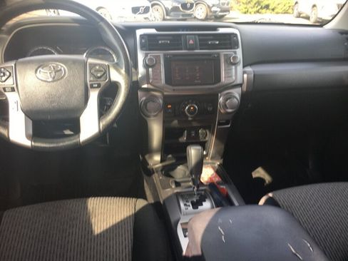 Used 2014 Toyota 4Runner SR5 RWD image 9