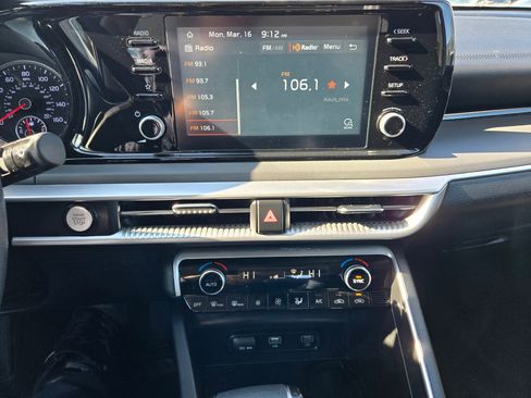 Used 2022 Kia K5 LXS image 16