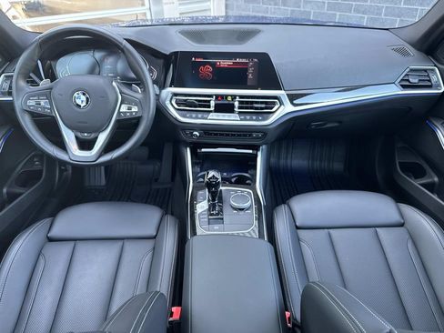 Used 2022 BMW 330i xDrive Sedan w/ Driving Assistance Package AWD/4WD image 16
