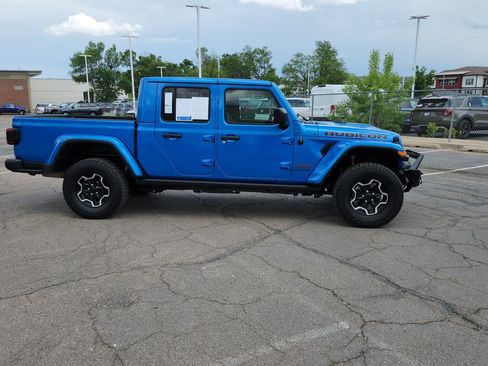 Used 2022 Jeep Gladiator Rubicon w/ LED Lighting Group AWD/4WD image 16