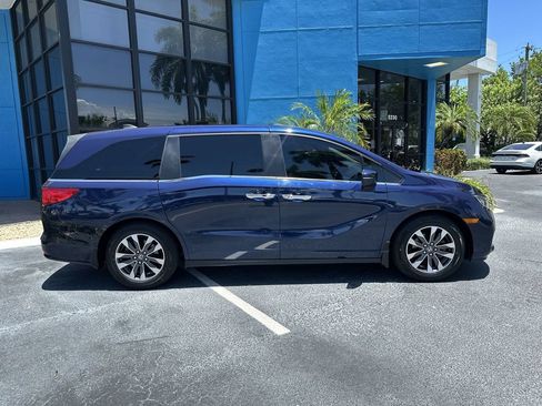 Certified 2024 Honda Odyssey EX-L image 9