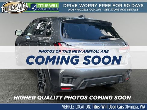 Used 2025 Mitsubishi Outlander Sport SE image 2