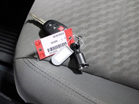 Used 2023 Toyota Tacoma SR image 18