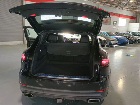 Used 2019 Porsche Cayenne AWD/4WD image 46