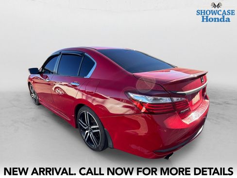 Used 2016 Honda Accord Sport image 4