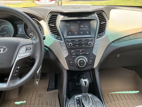 Used 2017 Hyundai Santa Fe Sport AWD/4WD image 28