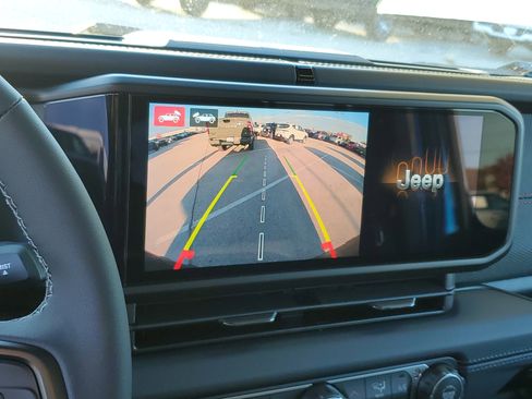 New 2026 Jeep Wrangler Unlimited Rubicon image 25