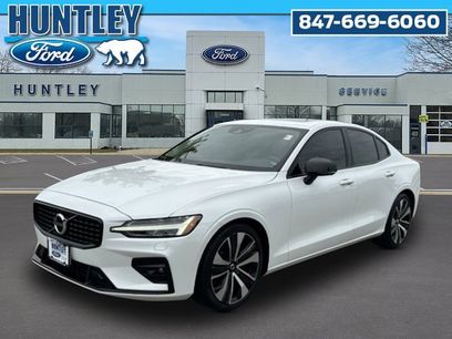Used 2022 Volvo S60 B5 Momentum