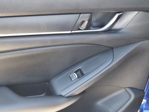 Used 2019 Honda Accord Sport image 15