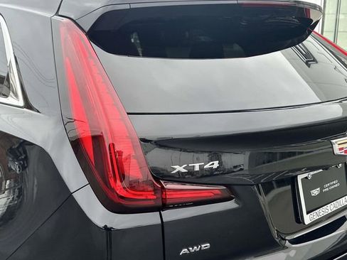 Certified 2024 Cadillac XT4 Luxury w/ Cold Weather Package image 39