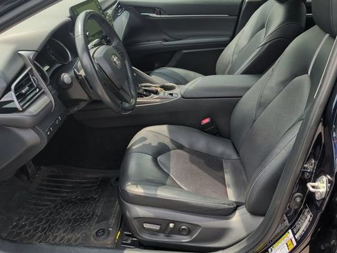 Used 2022 Toyota Camry XSE FWD image 21
