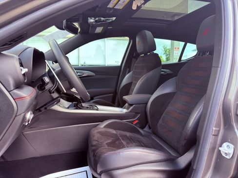 Used 2024 Dodge Hornet R/T Plus AWD/4WD image 18