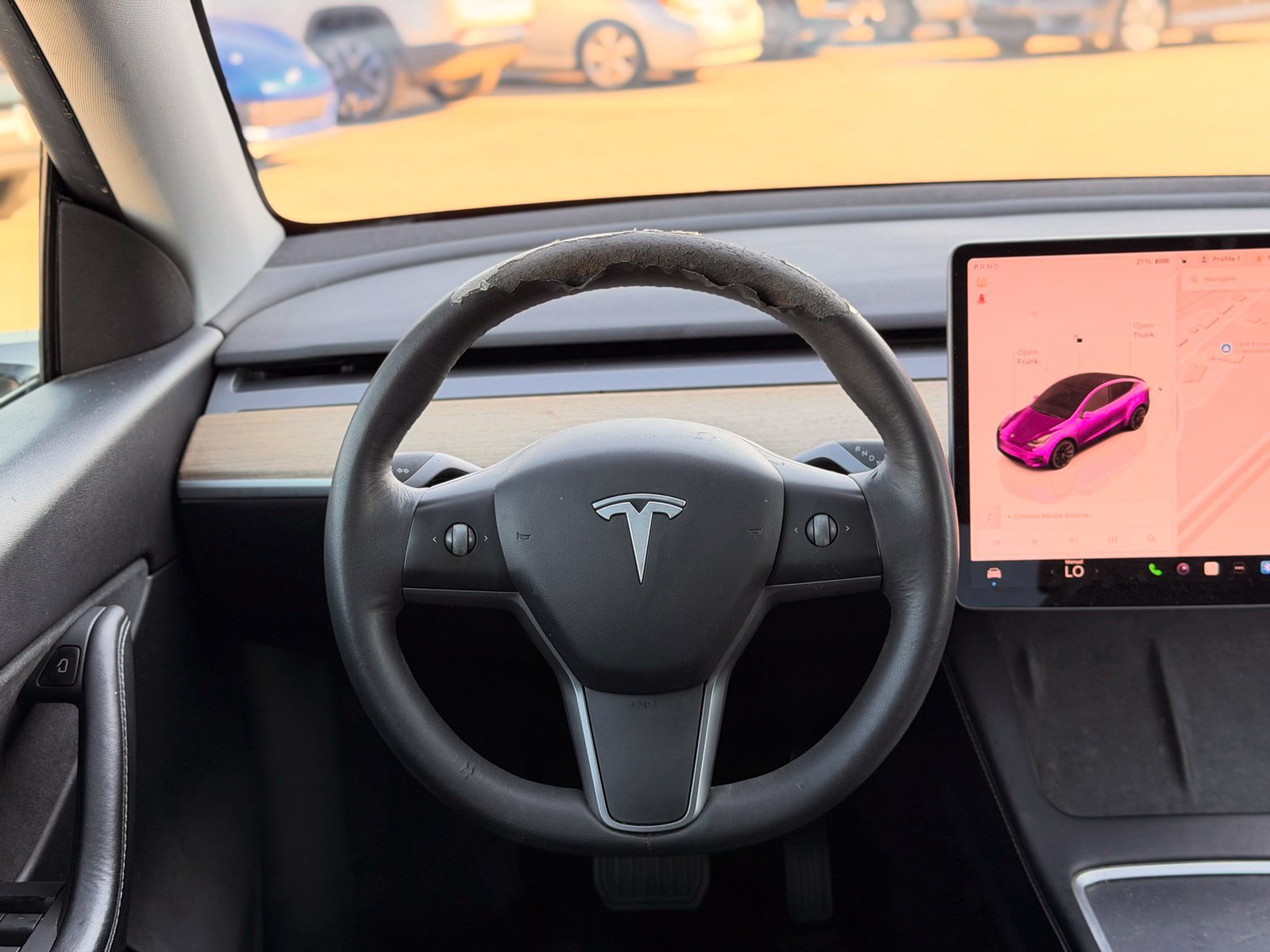 Used 2022 Tesla Model Y Long Range AWD/4WD image 28